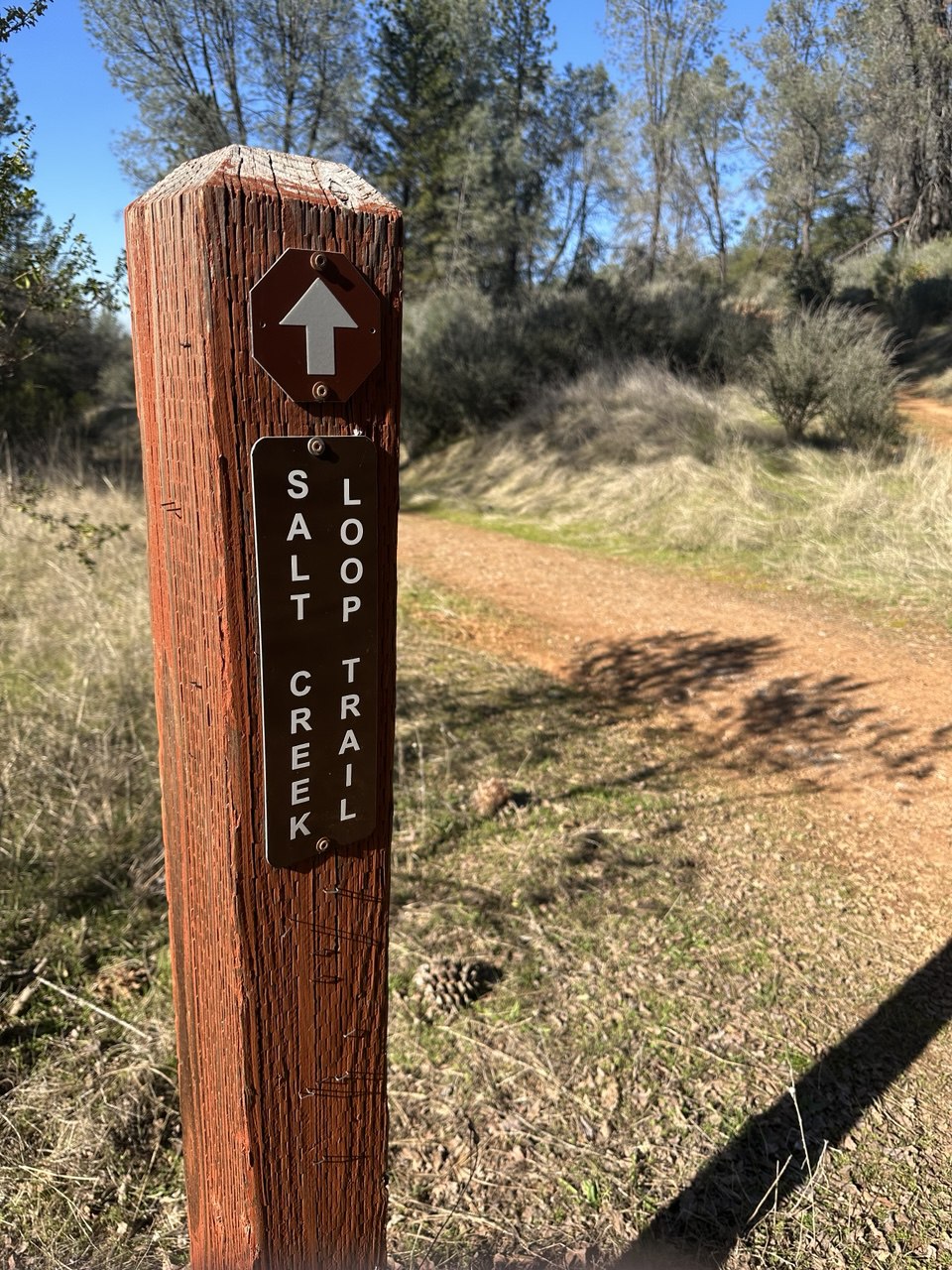 The trailhead marker